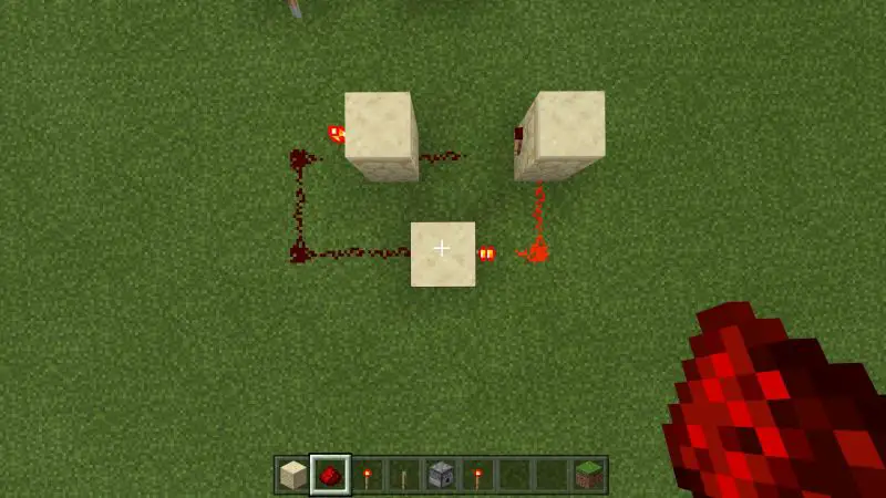How to make Redstone Clock in Minecraft